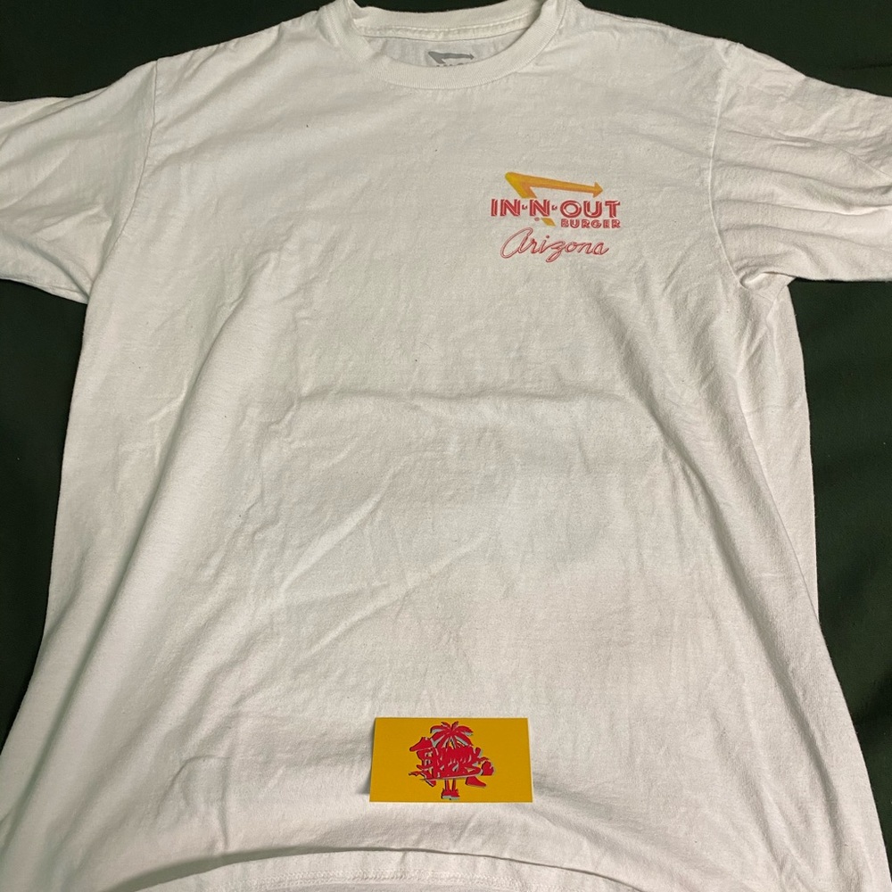 In n out Burger Arizona tee shirt size m